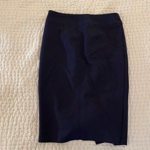 7th Avenue Navy skirt Size 8